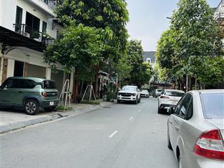 Bán nhà lacasta văn phú q.hà đôngcạnh vườn hoaô tô dừng đỗkd văn phòng 75m25 tầngmt 5m23 tỷ