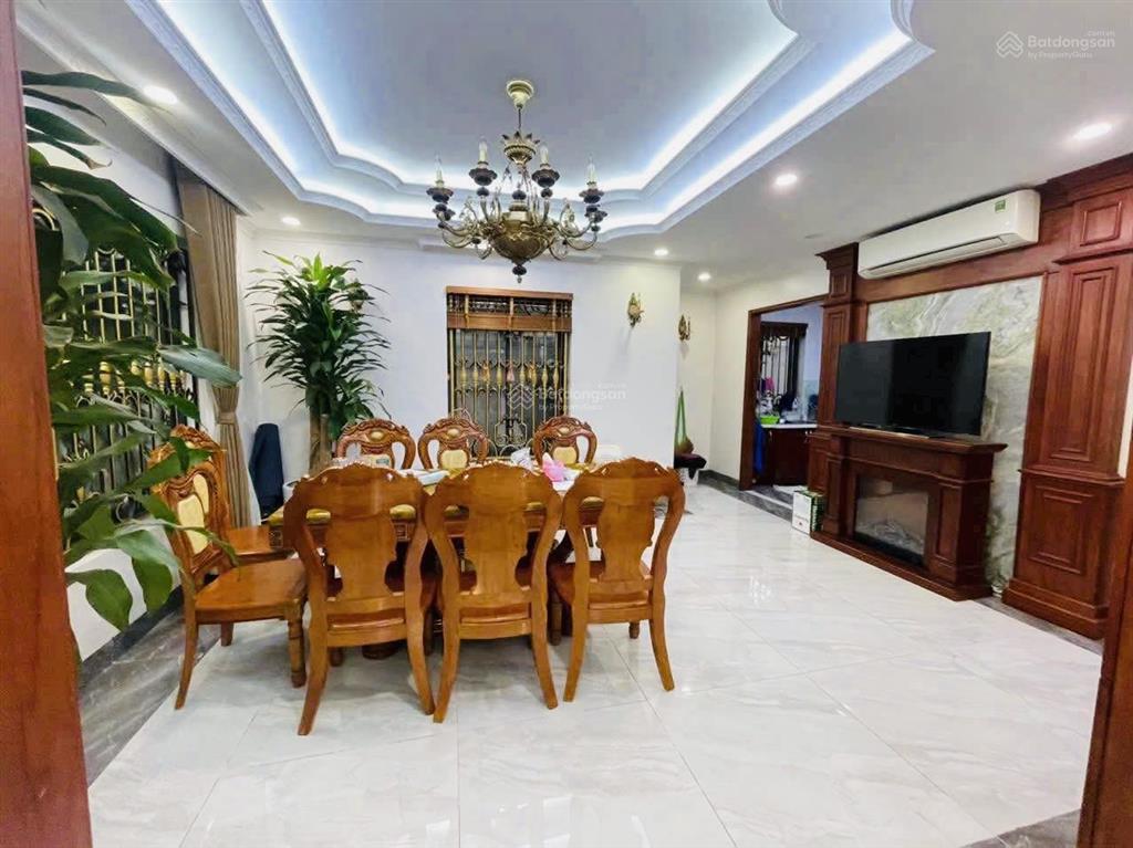 Chỉ 160 tr/m2  bt 201m2 4 tầngmt 10m hoàn thiện siêu đẹpgia chủ đẳng cấp kđt văn phú  hà đông