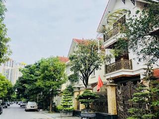 Chỉ 160 tr/m2  bt 201m2 4 tầng  mt 10m hoàn thiện siêu đẹp mặt đường to kđt văn phú  hà đông
