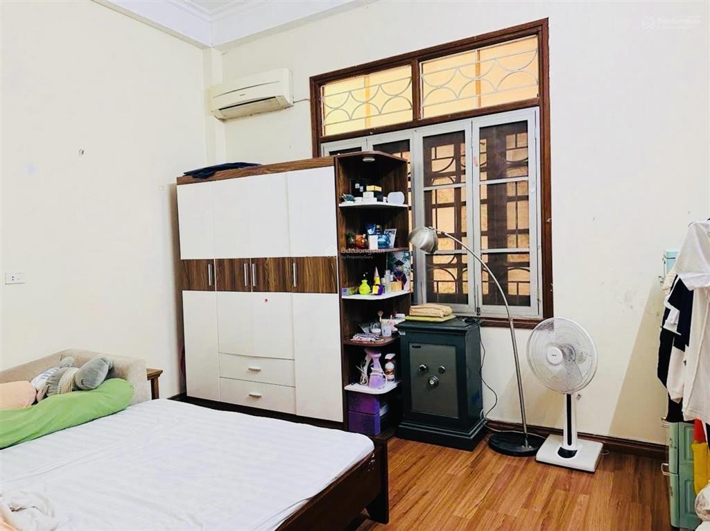 Bán nhà phố nguyễn đình chiểu q. hbt lô gócngõ thông20m sang cv thống nhất 30m24 tầng  8.7 tỷ