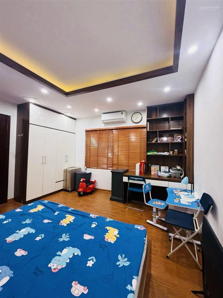 Bán nhà phố lê ngọc hân q. hbtmột nhà ra phố nhà đẹp ở ngaytiện ích phố cổ 33m2  5 tầng11.5 tỷ