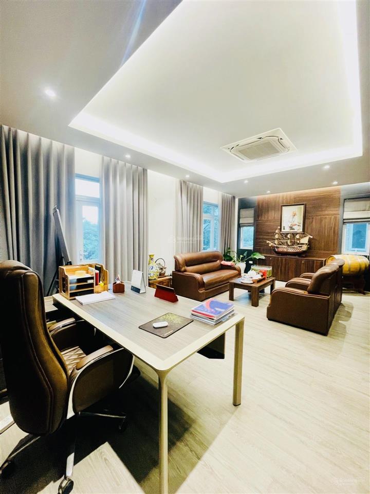 Bán nhà lacastakhu đt văn phú q. hà đông  căn góc mặt đường lớn  ở đẳng cấp 78m2 mt 10m 2x tỷ.