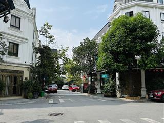 Bán nhà lacastakhu đt văn phú q. hà đông  căn góc mặt đường lớn  ở đẳng cấp 78m2 mt 10m 2x tỷ.