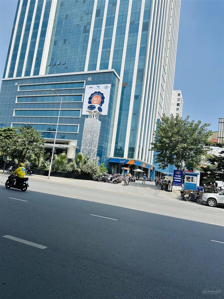 Cho thuê nhà nguyên căn ngõ gốc đề phố minh khai q. hbt  5 tầng  3 pn  full đồ ở luôn  13tr/th