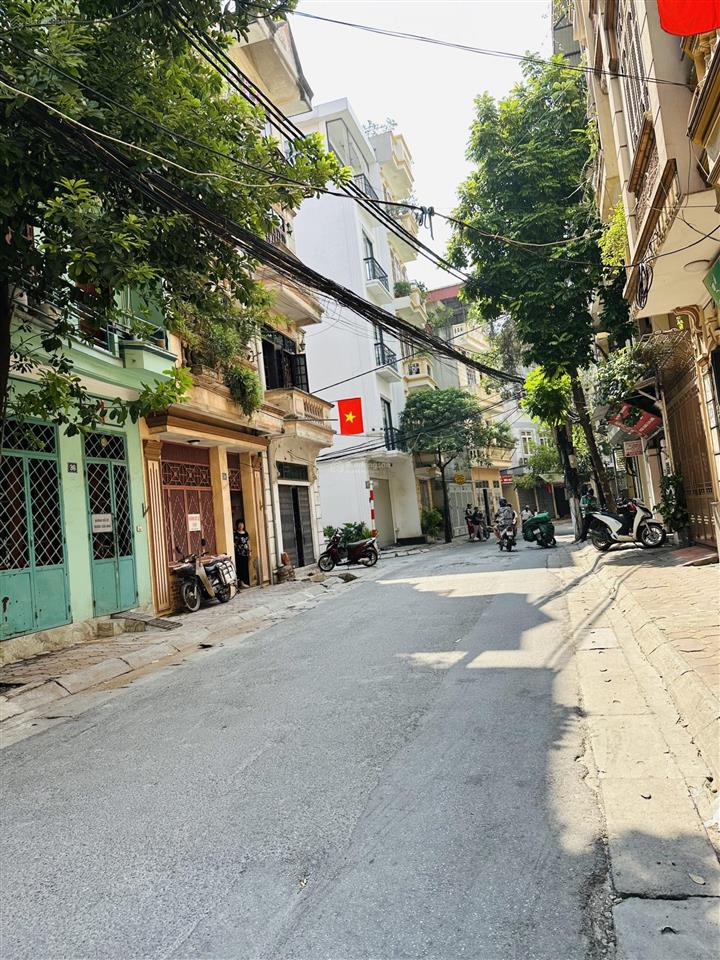 Bán nhà phố trần đại nghĩa q. hbt  khu phân lô cb trường đh ktqd  55m2  4 tầng12.5 tỷ có tl.