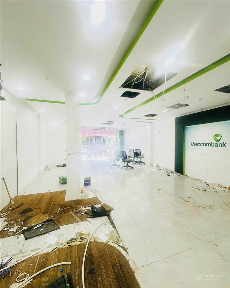 Cho thuê toà nhà vp mặt phố huế  phù hợp làm ngân hàng  văn phòng125m2 4 tầngmt 7.5m 150tr/th