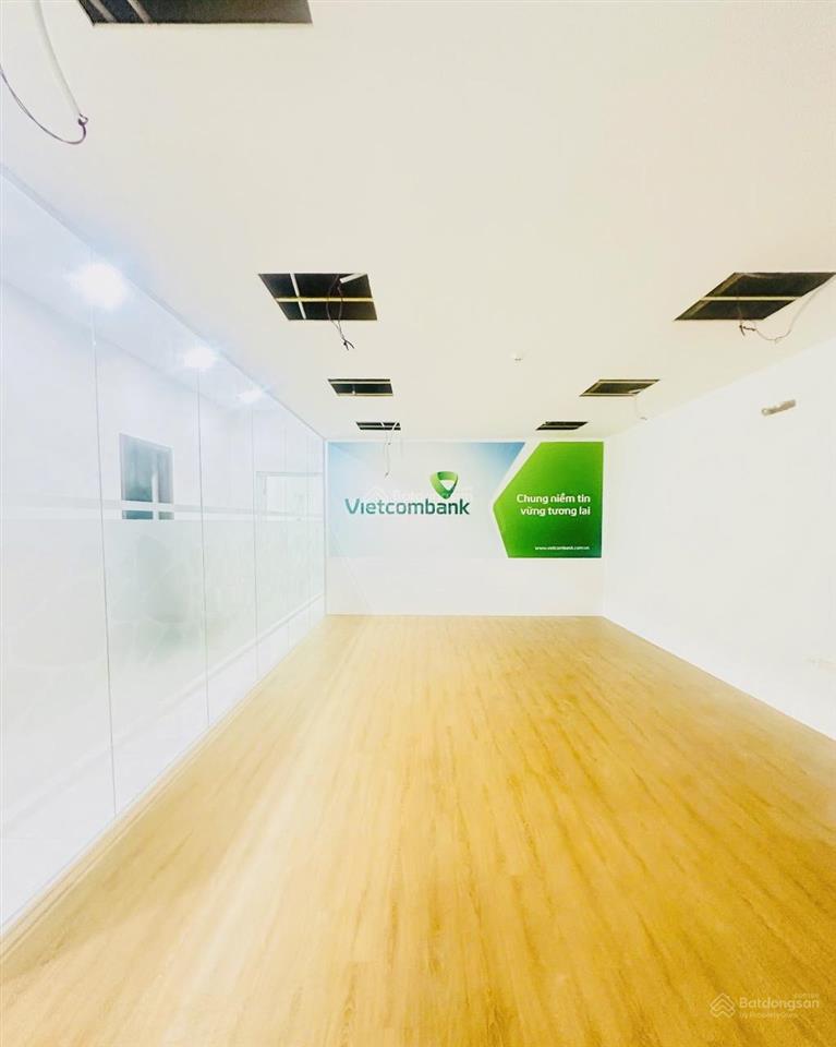 Cho thuê toà nhà vp mặt phố huế  phù hợp làm ngân hàng  văn phòng125m2 4 tầngmt 7.5m 150tr/th