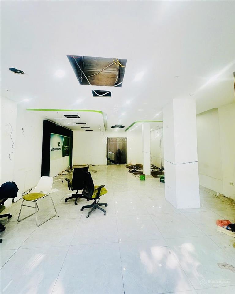 Cho thuê toà nhà vp mặt phố huế  phù hợp làm ngân hàng  văn phòng125m2 4 tầngmt 7.5m 150tr/th