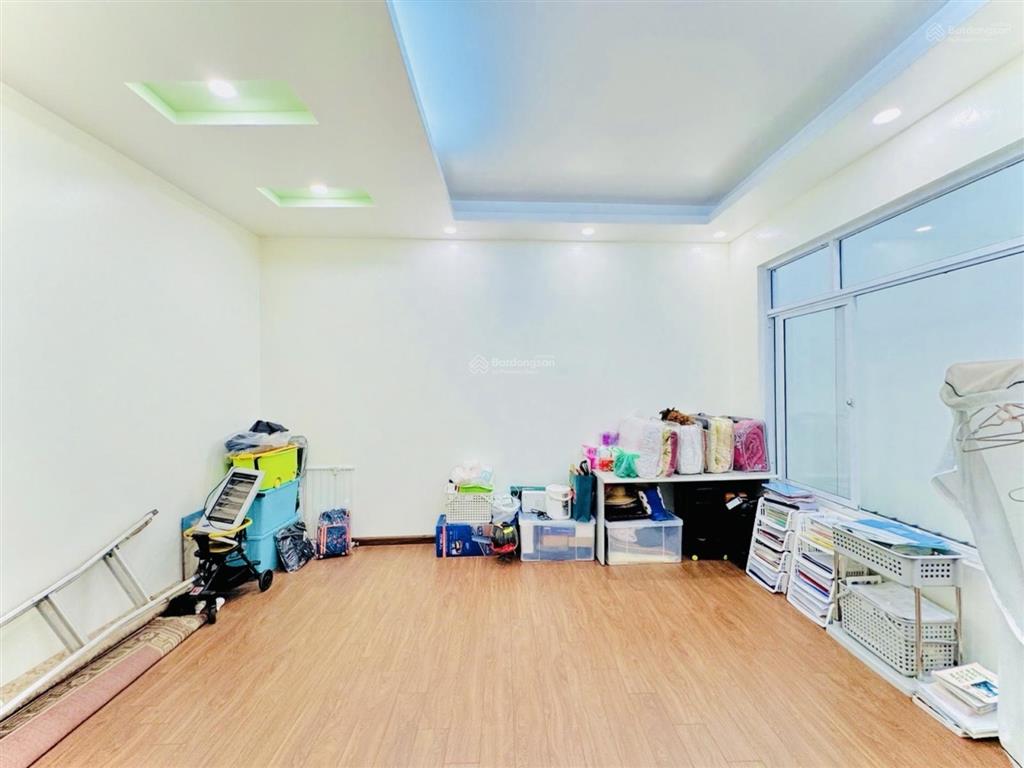 Bán nhà phân lô lạc trung q. hbt  ngõ to như phố  nhà hai mặt ngõ 78m2  mt 5m  23 tỷ (có tl)