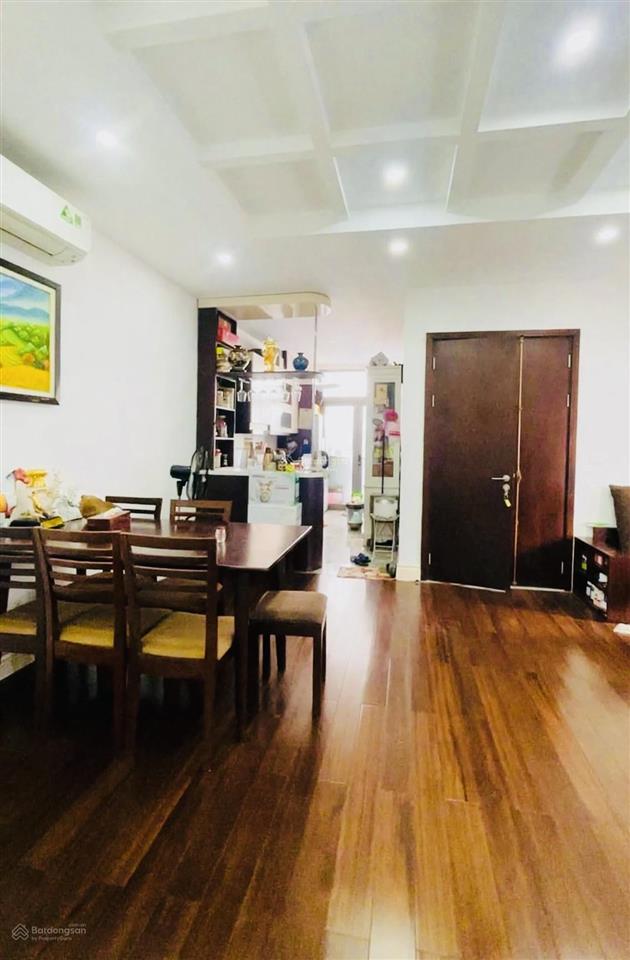 Nhà đẹp dân xây lô góc thoáng
phố lạc trung  kim ngưu không qh 60m2  4 tầng mt 4.6m 12.5 tỷ