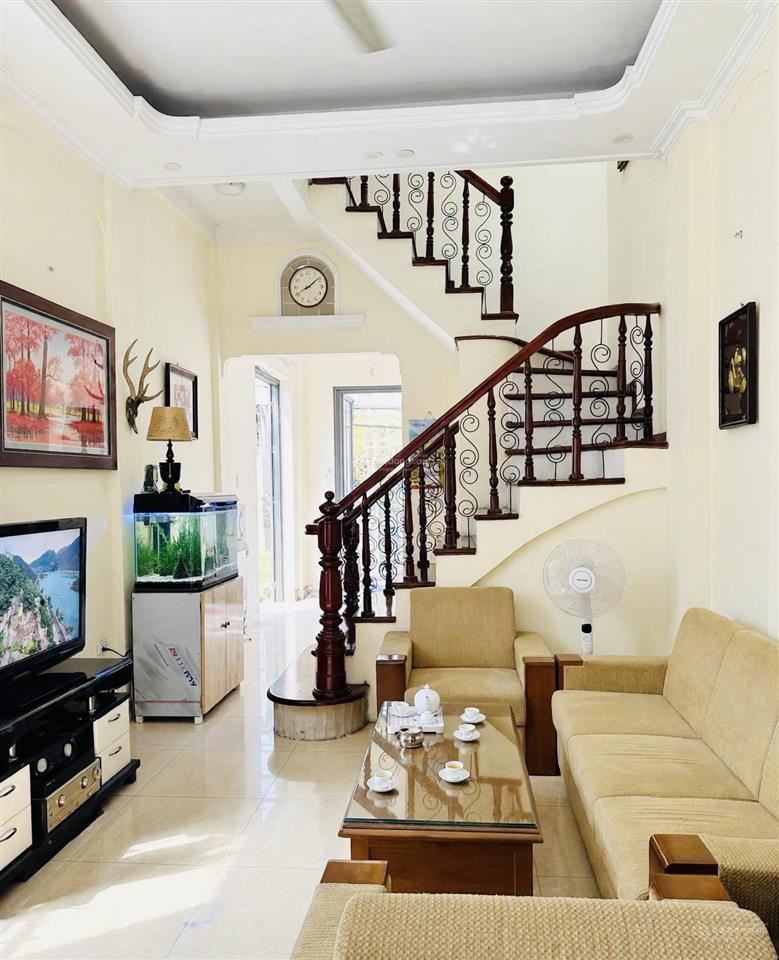 Bán nhà phân lô phố trần đại nghĩa q. hbt oto tránh quy hoạch ổn định 43m2  4 tầng  16.5 tỷ.