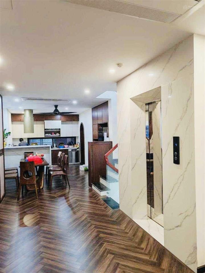 Bán nhà phân lô p.lạc trung q.hbt7 tầng thang máynội thất cao cấp ở đẳng cấp75m2mt 6m24.5 tỷ