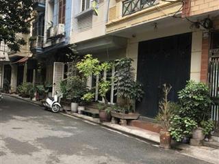 189m2 x 3 tầng, mt góc 20m  16,5 tỷ (87tr/m2)  sổ riêng  ngọc lâm, long biên