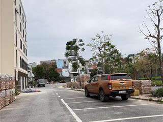 129m x đất, mt 13,5m  16,8 tỷ  sổ riêng 
ô tô tránh, kinh doanh, gần aeon  bát khối, long biên