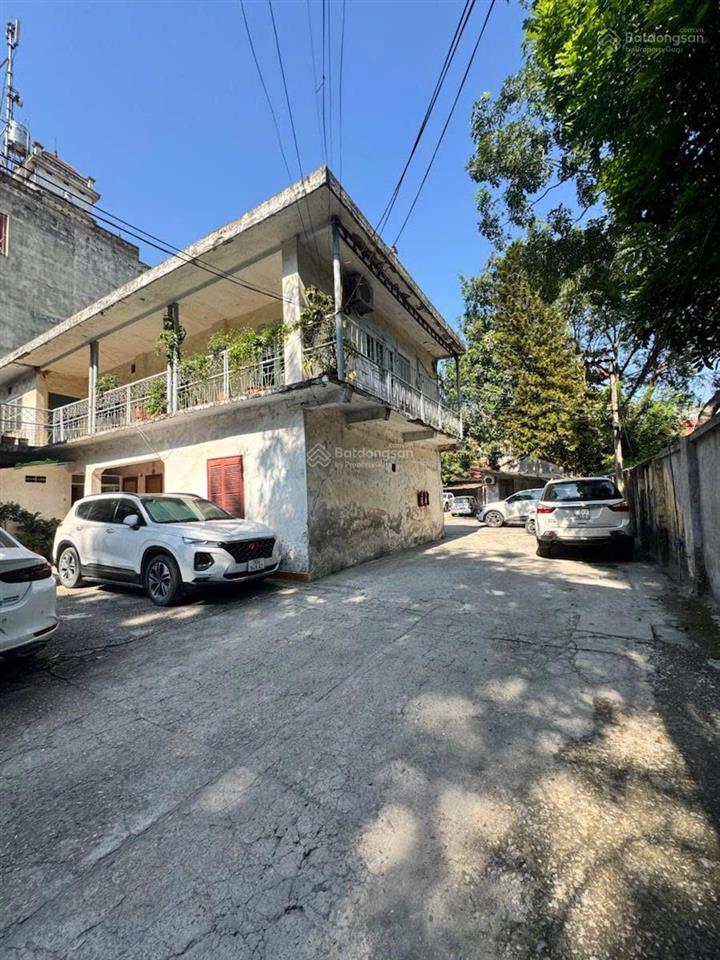1836m2 x đất, mt 18m  135 tỷ  quận hai bà trưng