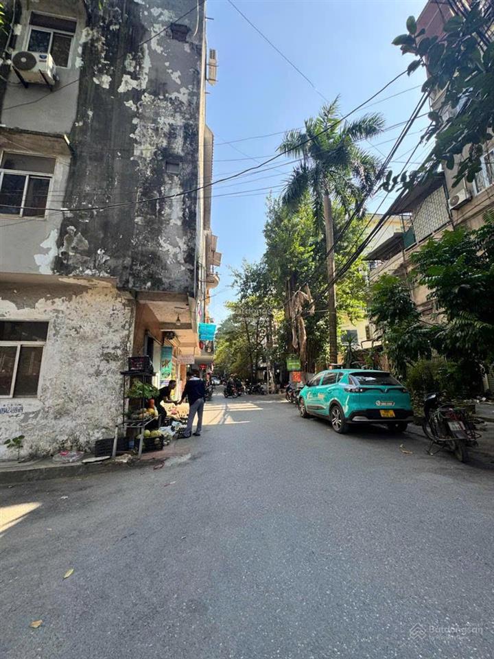 1836m2 x đất, mt 18m  135 tỷ  quận hai bà trưng