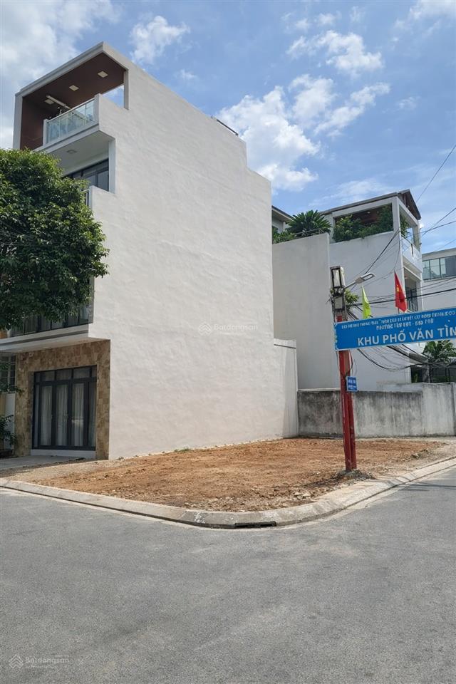 Lô góc tân quy ngang gần 5m  đường 12m lô góc 2 mặt thoáng, cực hiếm ngang 4.85m dt 62m²