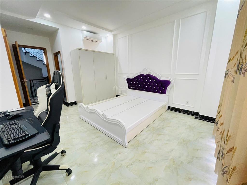 Nhà khu vip đường số 12m  quận 7 6 tầng  7 phòng thang máy gara ô tô nhà thông minh