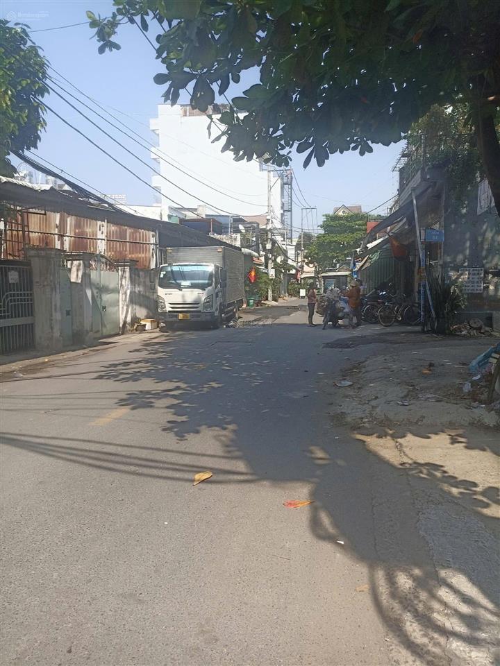 Mặt tiền giá hẻm  q12  5.2*24  chỉ 6 tỷ