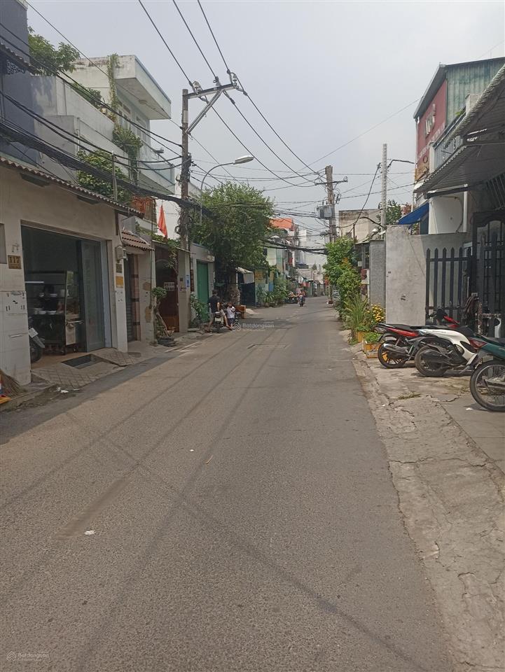 Hơn 56tr/m2  đht 05  căn góc  2 mặt hẻm  tặng nhà cấp 4