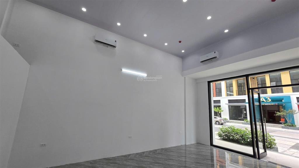 Chính chủ cần cho thuê căn shop khối đế tòa a1