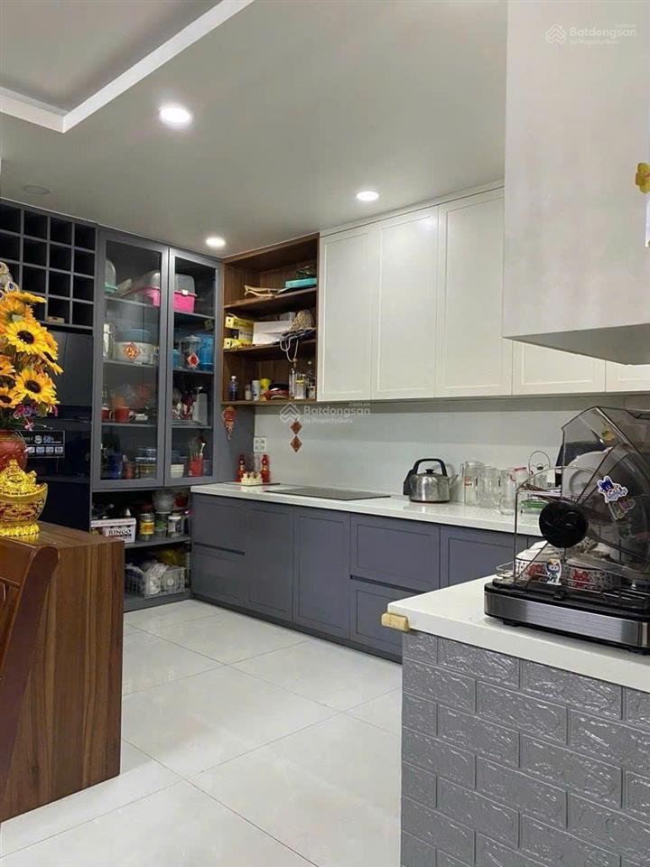 Hiếm ! bán nhà hẻm 285/ cách mạng tháng 8, quận 10, (4.5x15) 61m2, 4 tầng, giá 19.9 tỷ tl