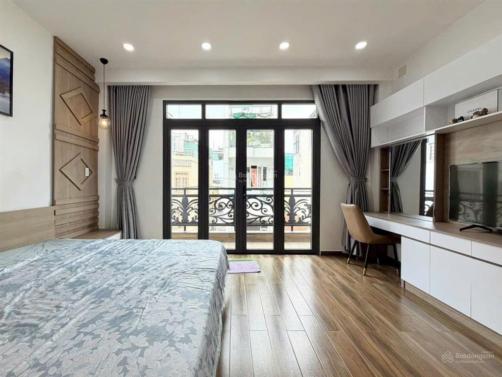 Sát mặt tiền, nhà đẹp, 5 tầng, hẻm vip phan đăng lưu, phú nhuận  (7x12) cn 82m2  giá 24.7 tỷ