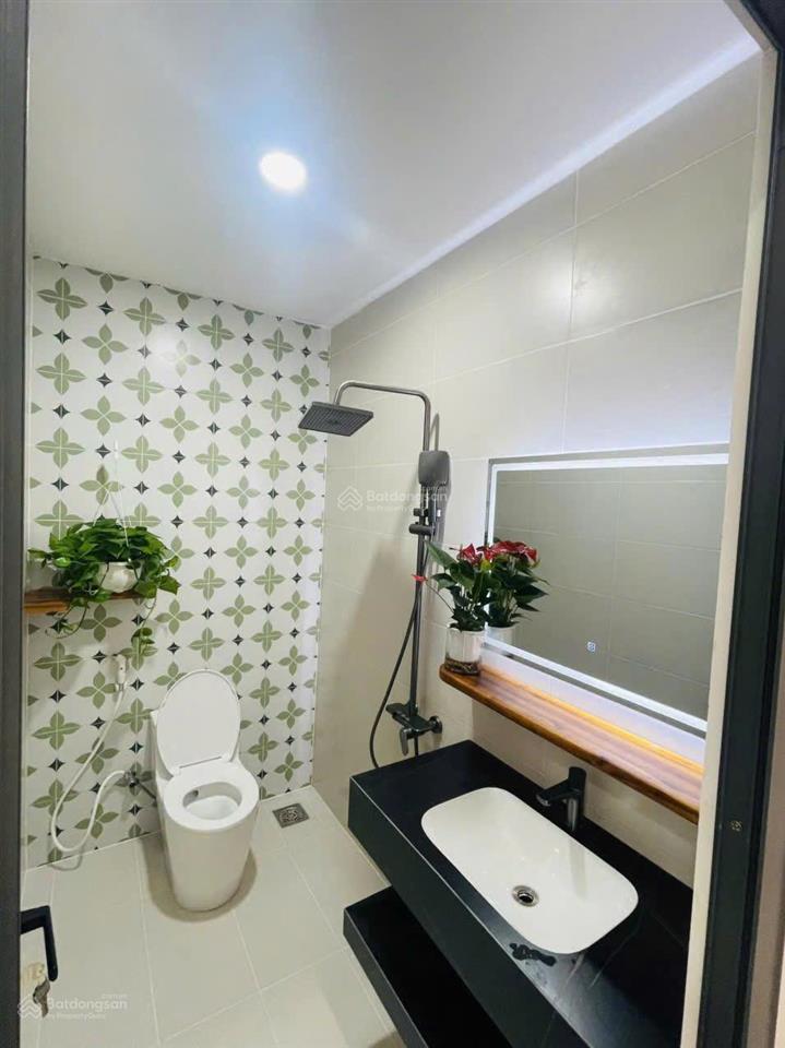Nhà phú nhuận gần phan xích long  2 mặt hẻm thoáng, (4.5*11) 50m2, nở hậu, 4 tầng, giá dưới 8 tỷ
