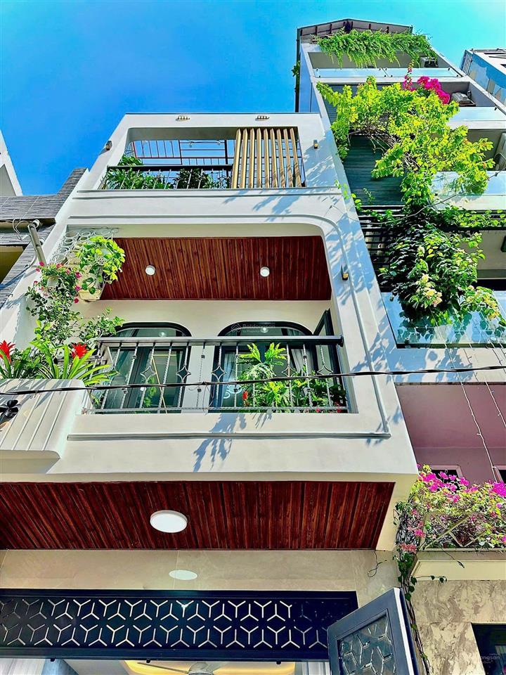 Nhà phú nhuận gần phan xích long  2 mặt hẻm thoáng, (4.5*11) 50m2, nở hậu, 4 tầng, giá dưới 8 tỷ