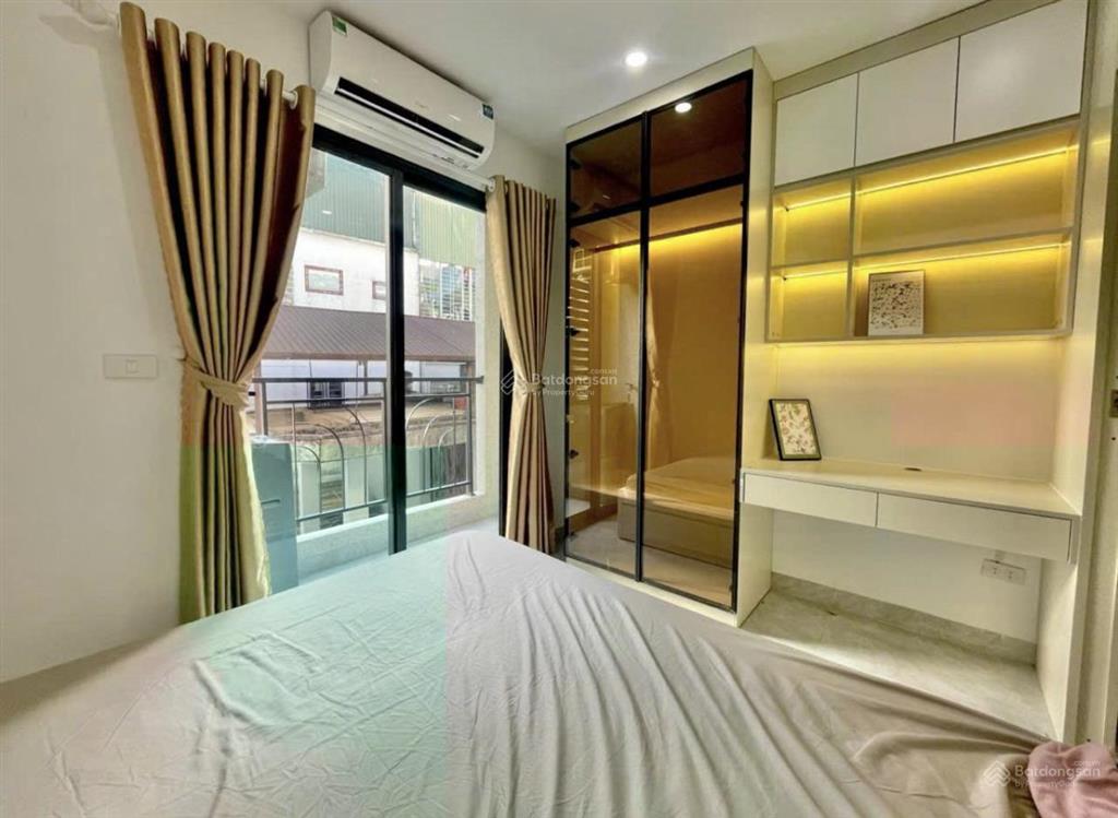 Bán ccmn kinh doanh tốt s 150m2  7tầng 1 tum  24phòng khép kín đường ô tô tránh . giá ~ 59 tỷ
