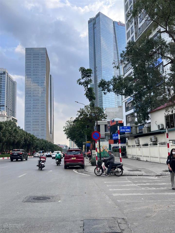 Nhà liền kề, mặt tiền rộng  đường trước cửa ôtô tránh  trung tâm ba đình 90m2  38.99t