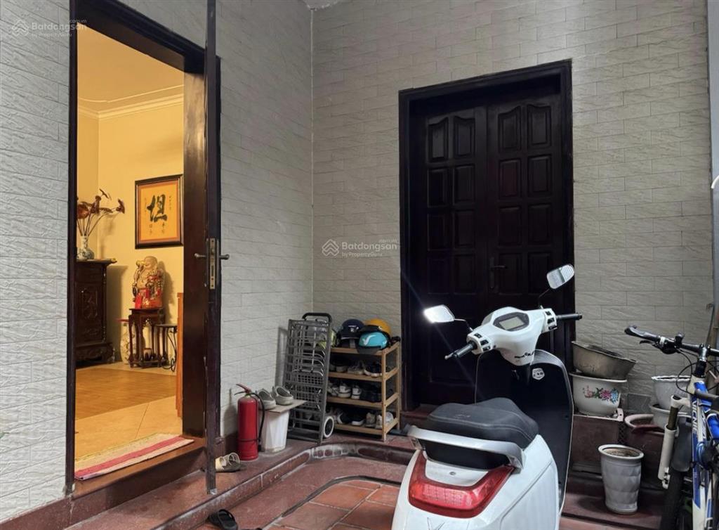 Nhà nguyễn đình thi gần sát hồ tây  dân cư văn minh  tiện ích ngập tràn  tốt cho sức khoẻ.s82m2