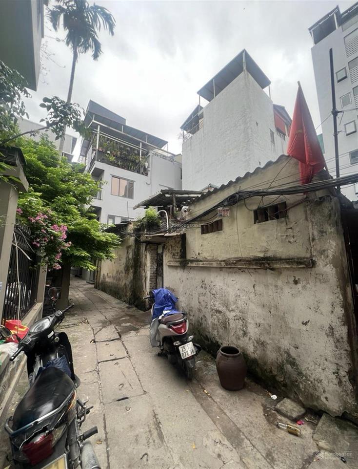 Bán 116m2 đất tặng nhà c4 tại trung tâm ba đình  không quy hoạch