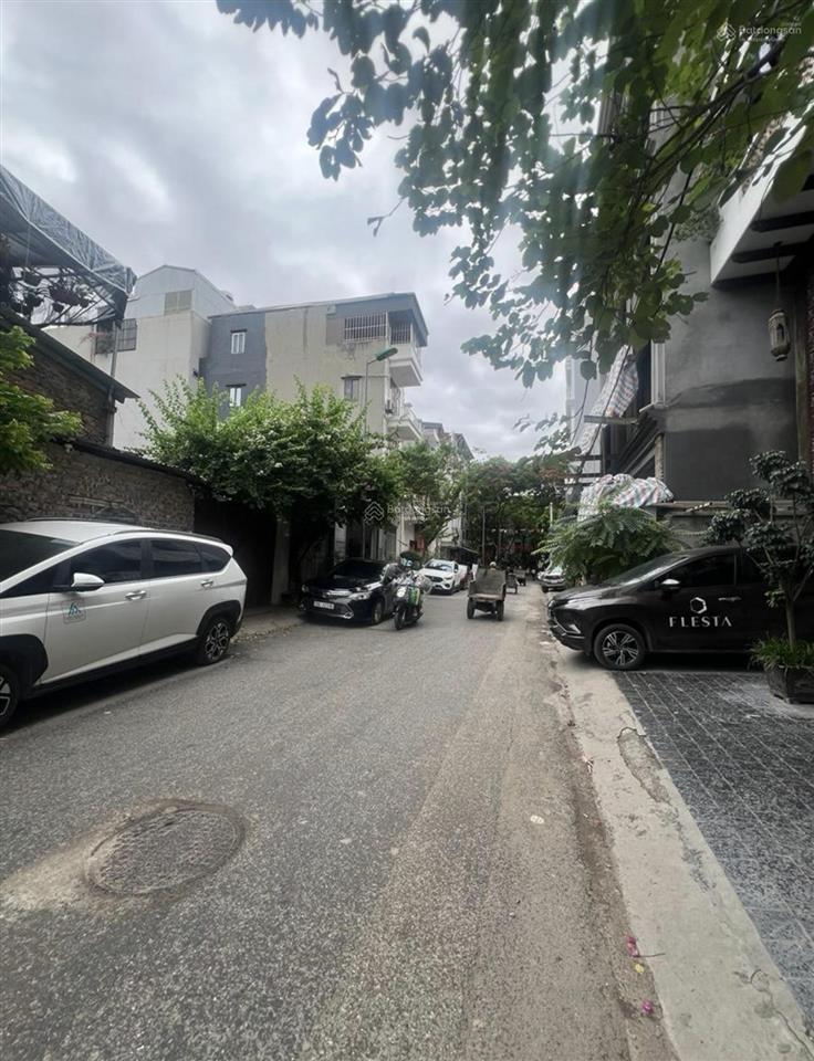 Bán 116m2 đất tặng nhà c4 tại trung tâm ba đình  không quy hoạch