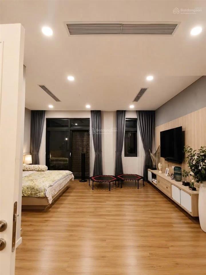 Biệt thự starlake tây hồ tây  132m2 / 5 tầng / 93 tỷ