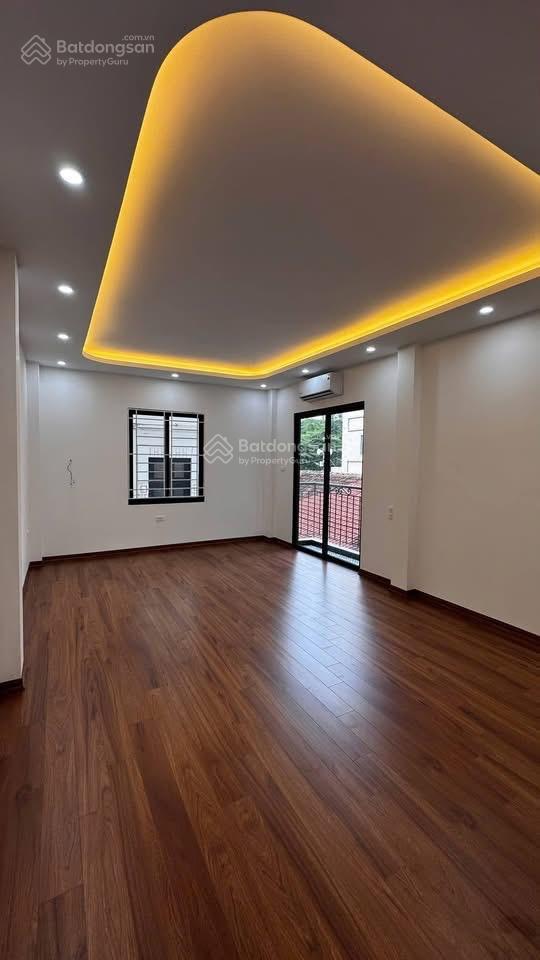 Nhà trung tâm ba đình  3 thoáng. dt 45m2 / 5 tầng tm / 13.8 tỷ