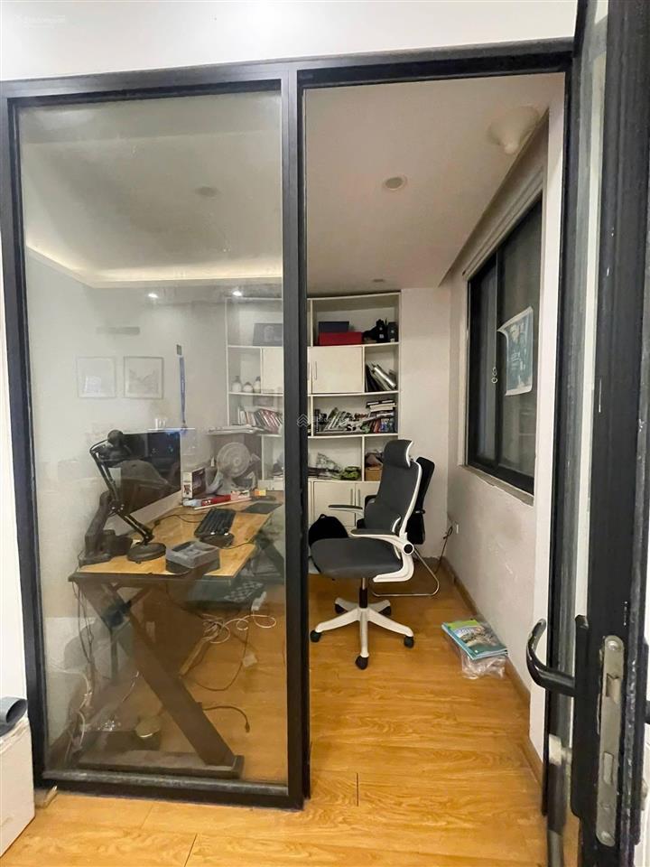 Nhà phân lô quân đội  lô góc  ô tô qua cửa. dt 48/55m² / 4 tầng / 17,9 tỷ