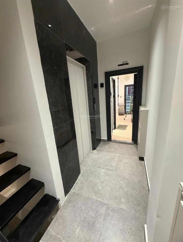 Nhà dòng tiền  apartment lạc long quân, oto đỗ cửa. dt 47m2/7 tầng/12 phòng  giá 19.8 tỷ