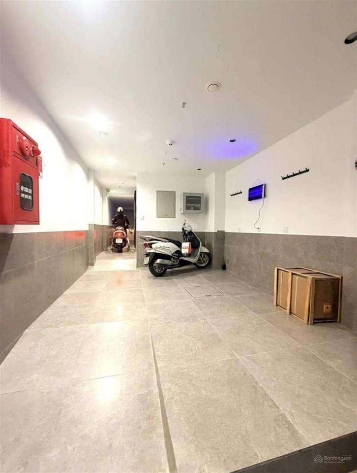 Nhà dòng tiền  apartment lạc long quân, oto đỗ cửa. dt 47m2/7 tầng/12 phòng  giá 19.8 tỷ