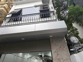 Nhà phường quan hoa  40m2  4 tầng  13 tỷ