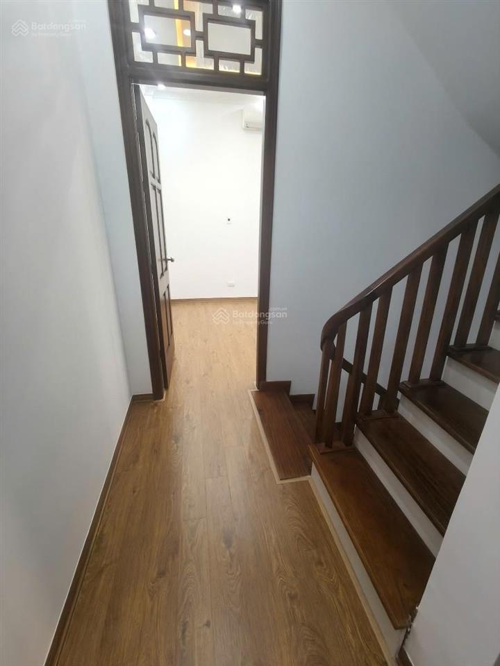 Nhà phường quan hoa  40m2  4 tầng  13 tỷ
