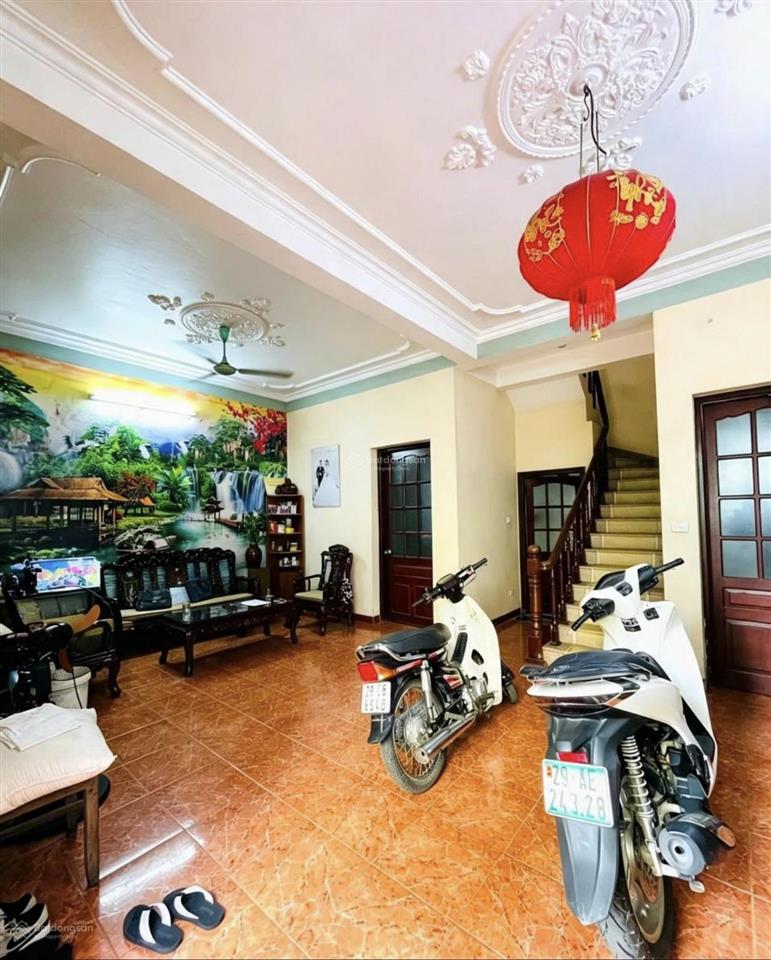 Biệt thự tây hồ, mặt tiền khủng 15m. dt 239m23 tầng95 tỷ