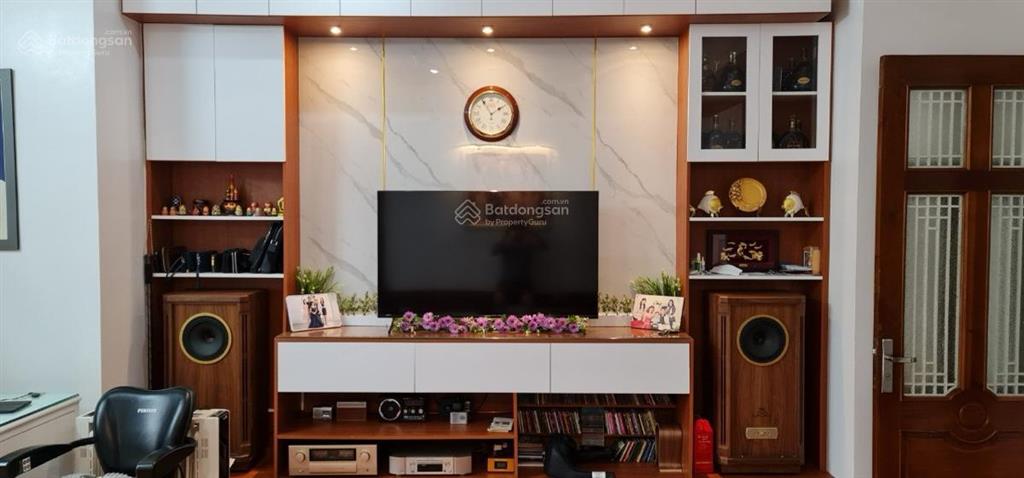 Biệt thự vườn đào khu d. dt 180m25tầng giá 147tỷ