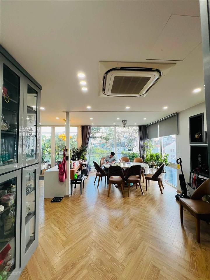 Nhà dòng tiền tại ba đình. ô tô đỗ cửa. dt 84m2  8 tầng  giá 27 tỷ