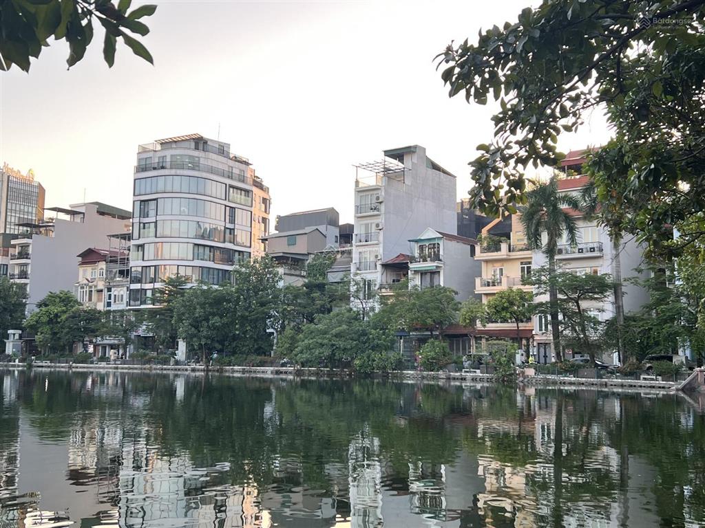 Nhà view hồ, trung tâm ba đình. dt 94m2  2 tầng. giá 41.9 tỷ