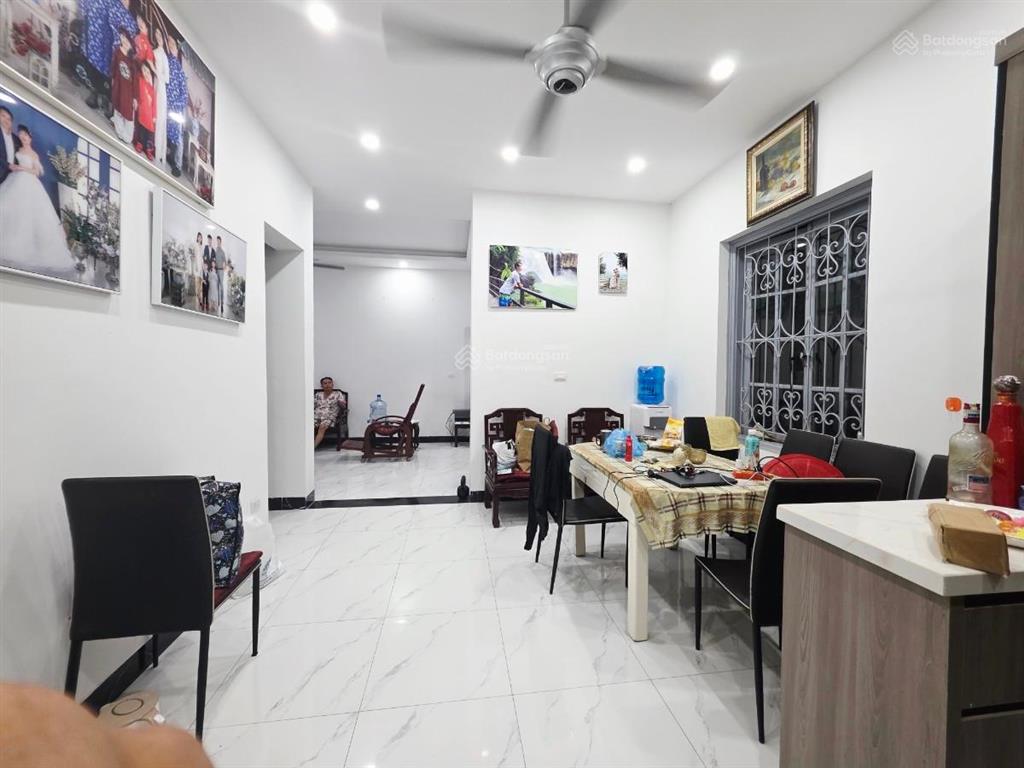 Nhà phố đội cấn dt 97m2  5 tầng  giá 16.8tỷ