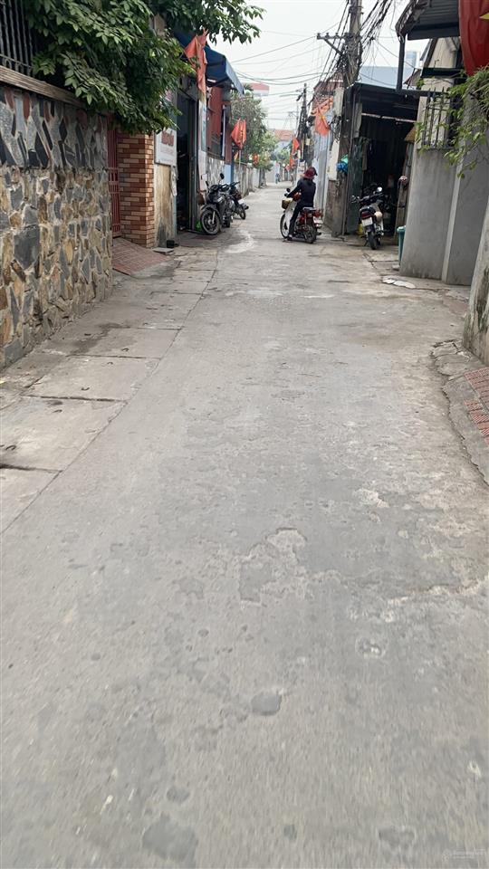 Bán đất thôn 3 vạn phúc  thanh trì đường rộng xe 7 chỗ đỗ cửa  đất nở hậu đẹp