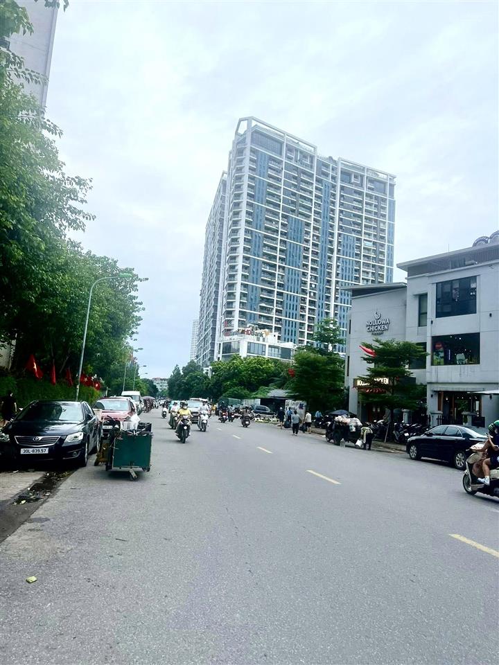 Cho thuê nhà lk khu hoàng thành villas nguyễn văn lộc mỗ lao. nhà mới 100m x 5t, mt 7m. thang máy