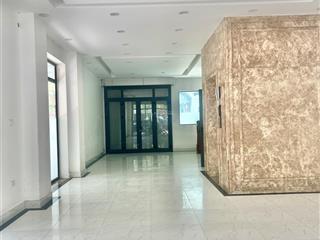 Cho thuê nhà liền kề lacasta văn phú 90 x 4t, mặt tiền đẹp 6m lô góc thang máy tầng 1 thông sàn