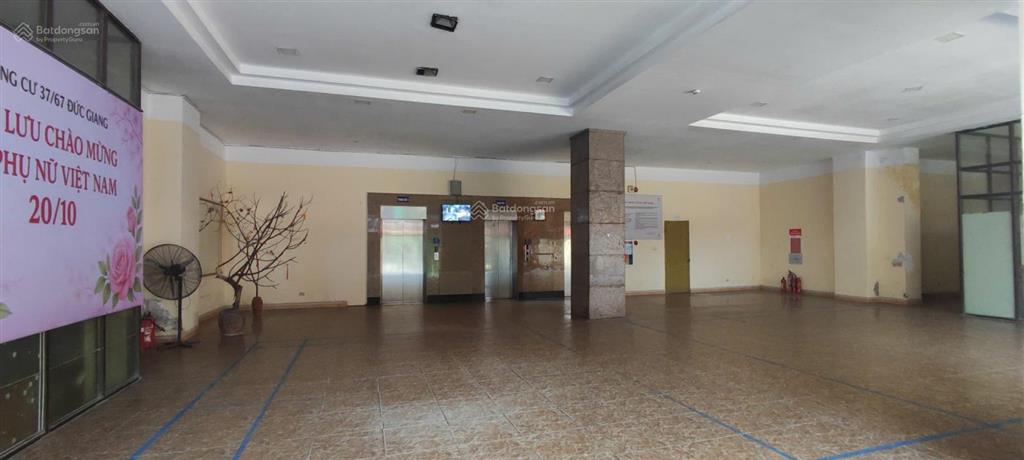 Chính chủ bán chung cư 2 ngủ tại khu nhà ở cao tầng số 37/67 đức giang  3,78 tỷ